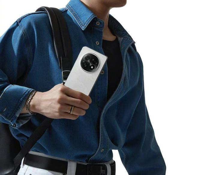OPPO Find N5定档全球最薄折叠屏手机最强前瞻来了(图3)